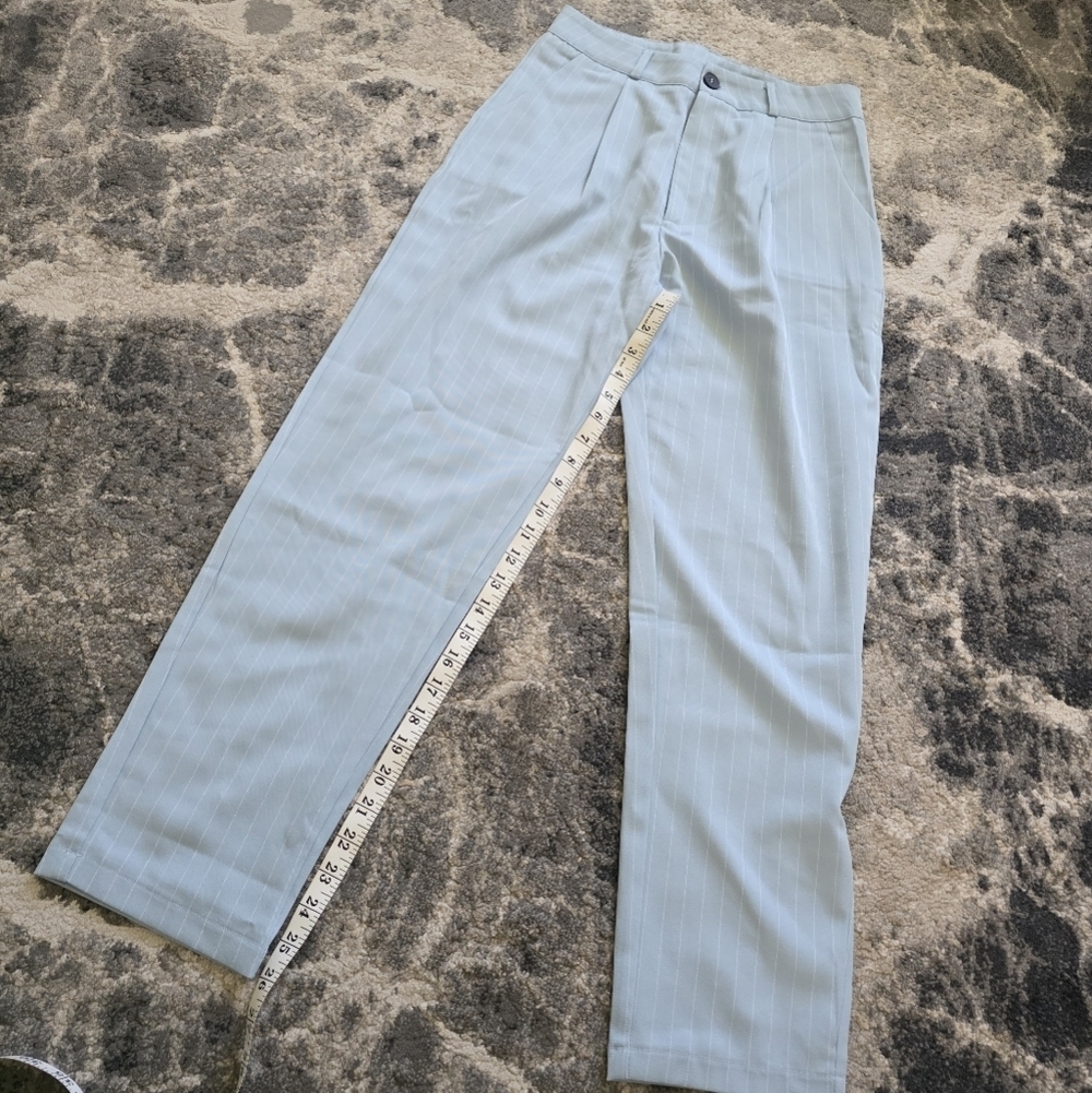 Womans Trousers Light Blue Pants 26 In Inseam Size 4 With White Strip Design